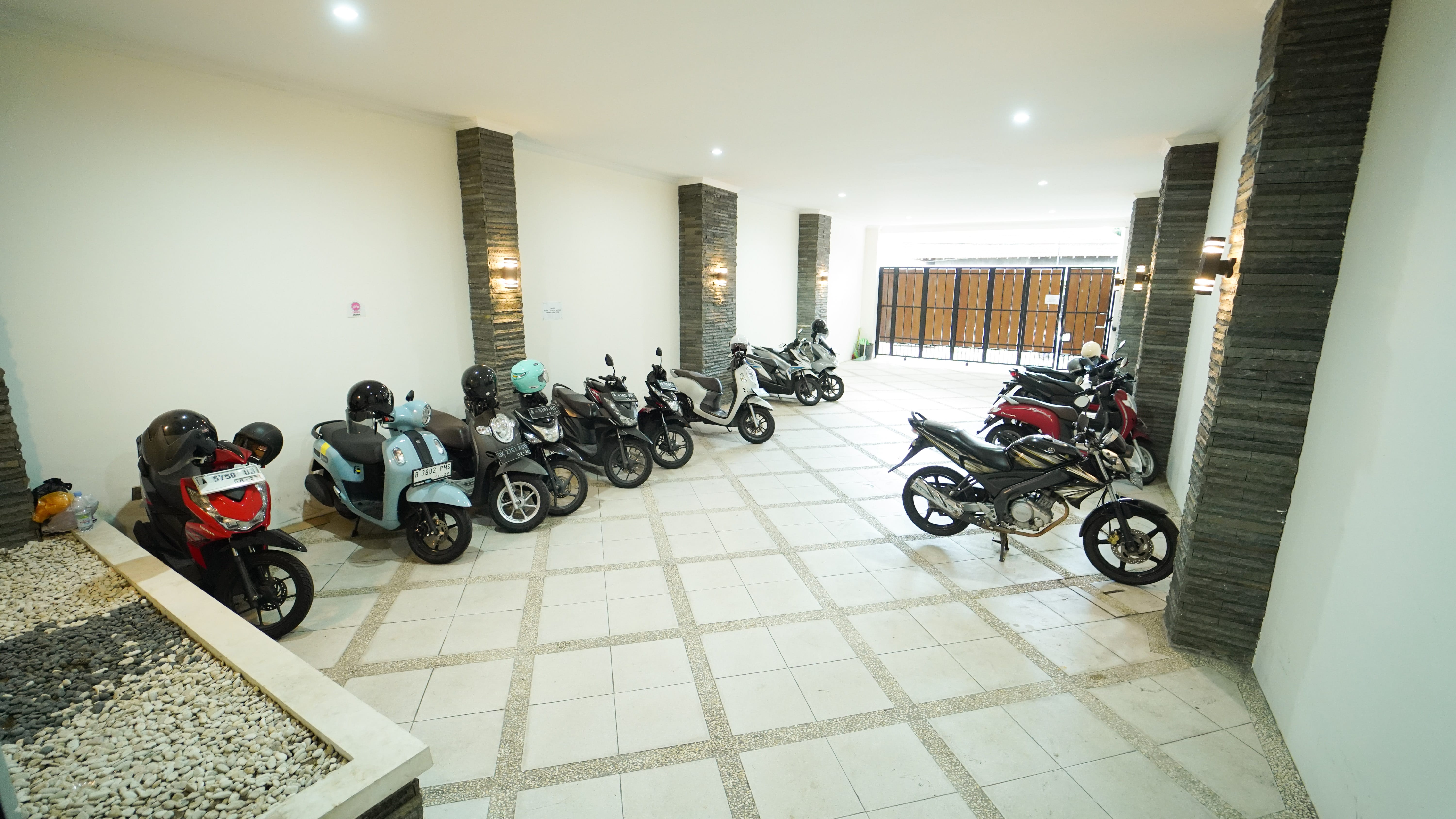 Image of Dzawani Condongcatur 2